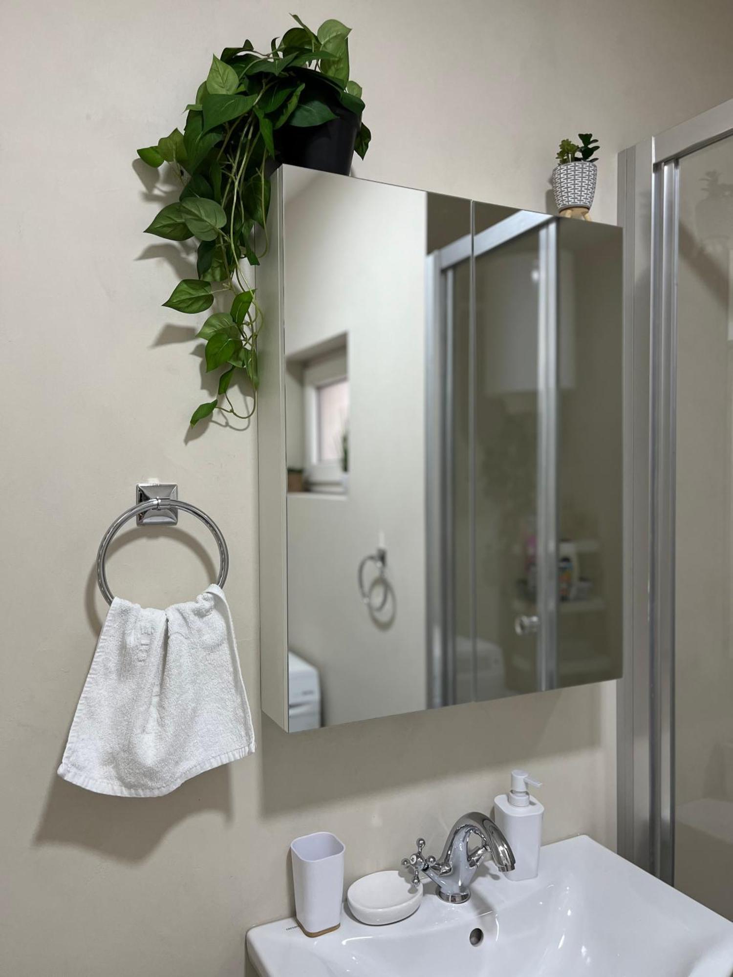 Apartment Vera With Free Garage Нови Сад Екстериор снимка