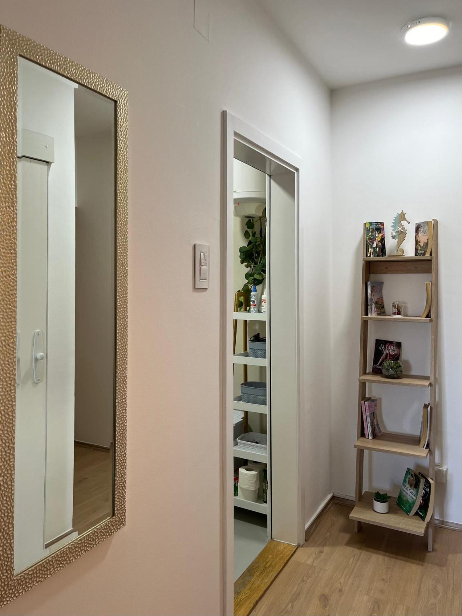 Apartment Vera With Free Garage Нови Сад Екстериор снимка